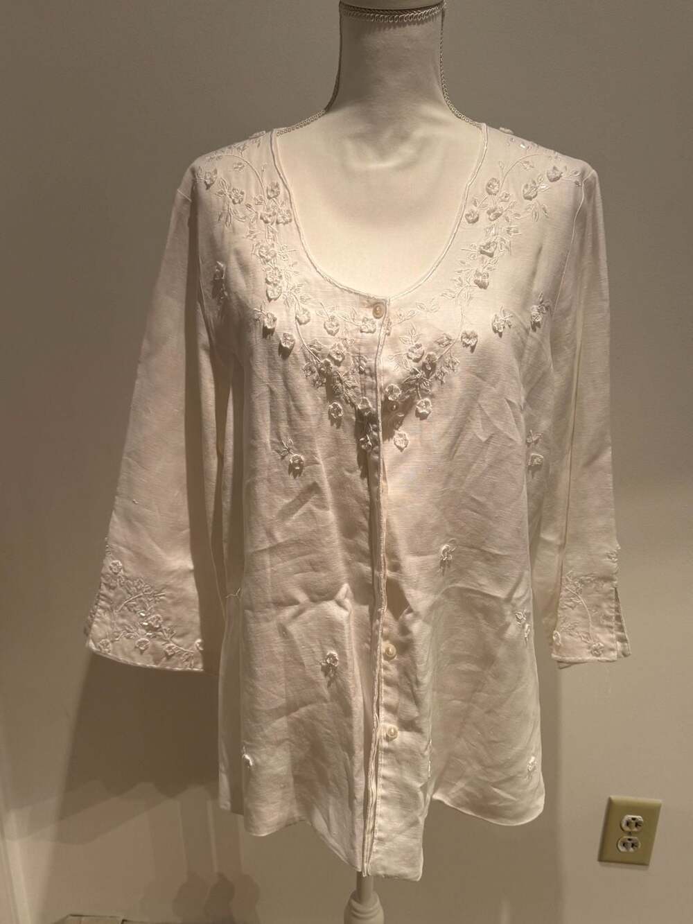 Soft Surroundings White Embroidered Cotton Button-Down Tunic Top with 3/4